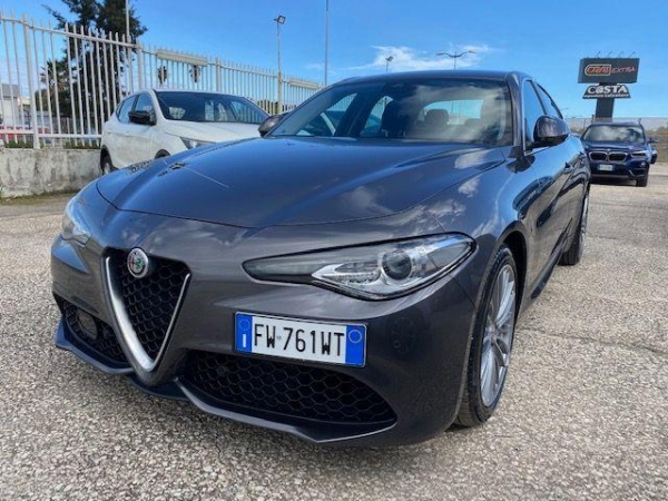 Alfa Romeo Giulia 